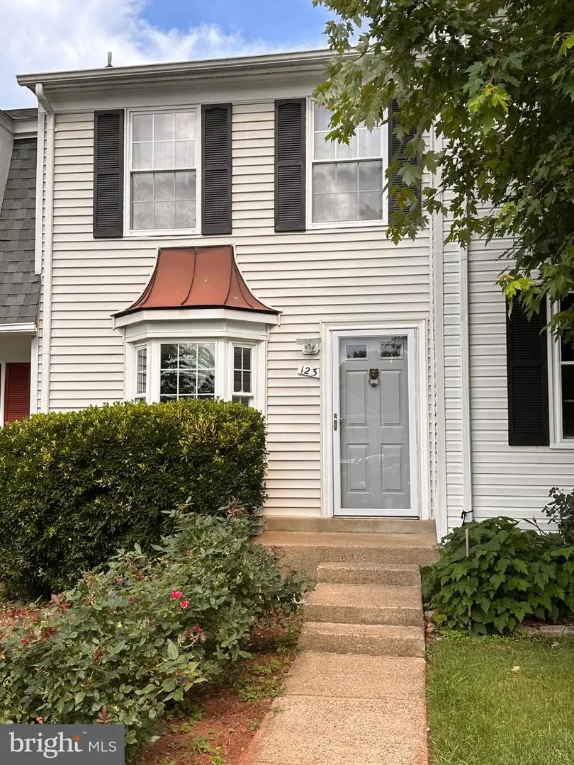123 Bickel Ct, Sterling, VA 20165 - #3