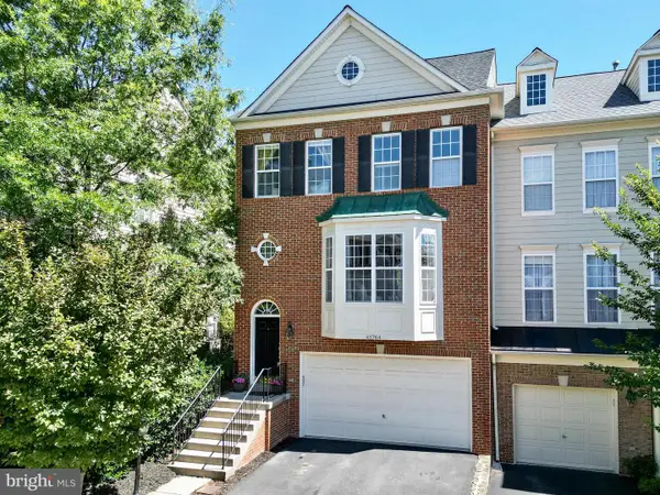 43764 Lees Mill Sq, LEESBURG, VA 20176