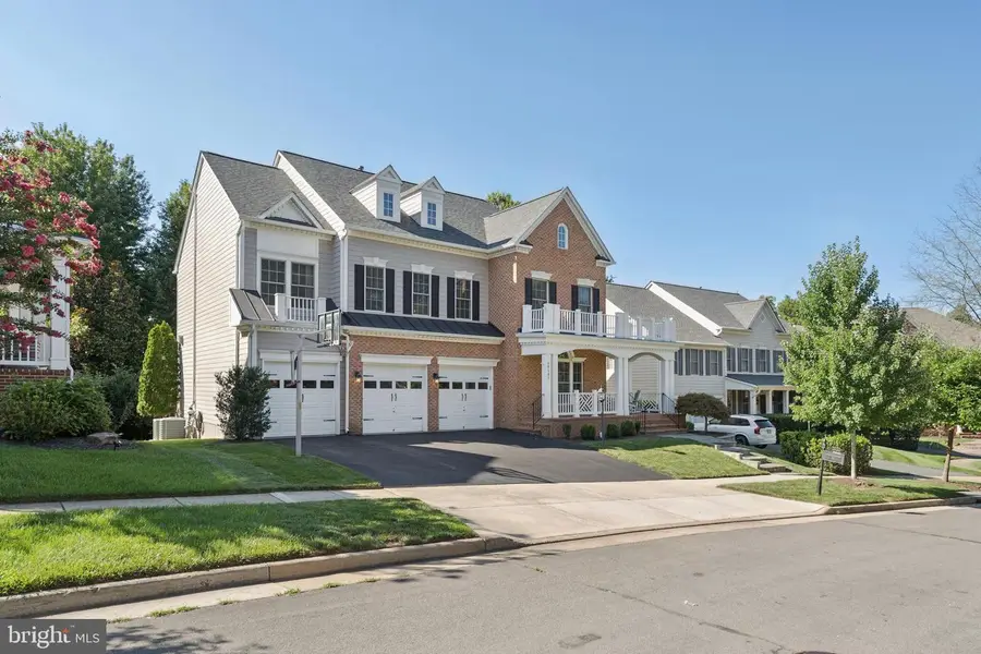 19131 Stream Crossing Ct, Leesburg, VA 20176 - #2