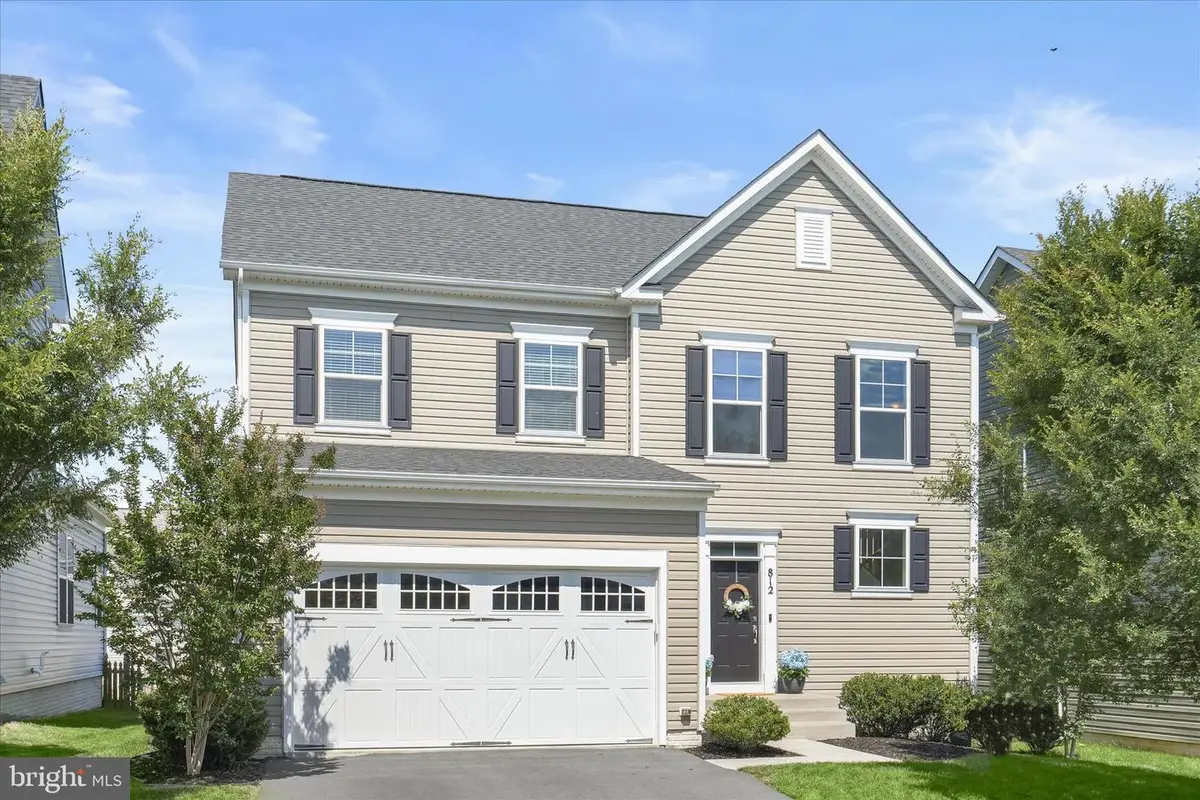 812 Pencoast Dr, Purcellville, VA 20132 - #1