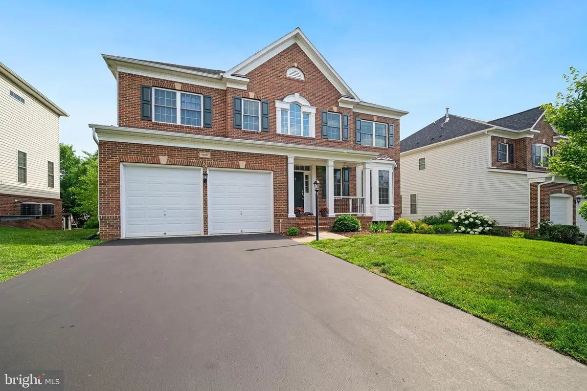 42387 Rising Moon Pl, Brambleton, VA 20148 - #1