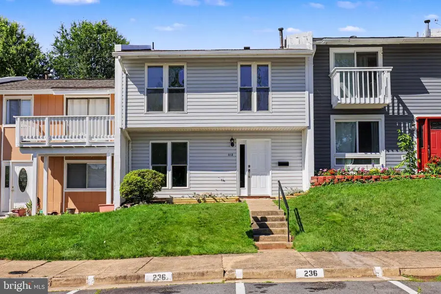 112 Richland Cir, Sterling, VA 20164 - #2
