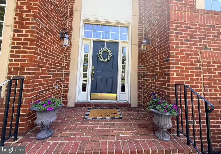 19098 Peaceful Stream Dr, Leesburg, VA 20176 - #2