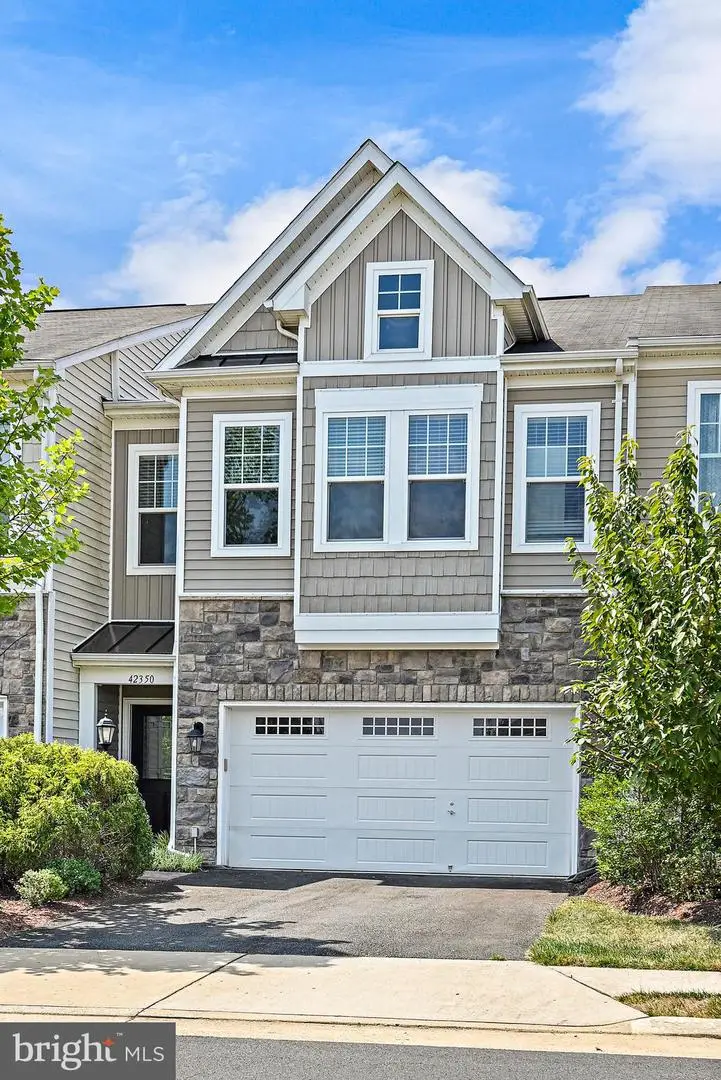 42350 Benfold Sq, Brambleton, VA 20148 - #1