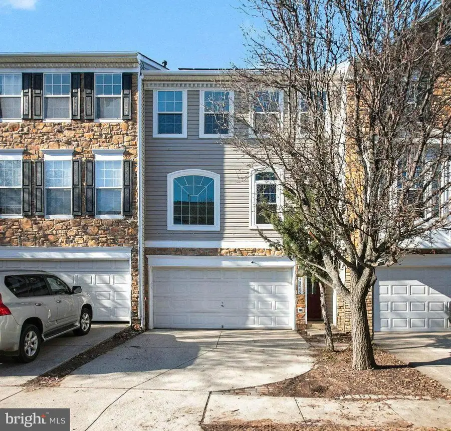 43686 Phelps Ter, Ashburn, VA 20147 - #2