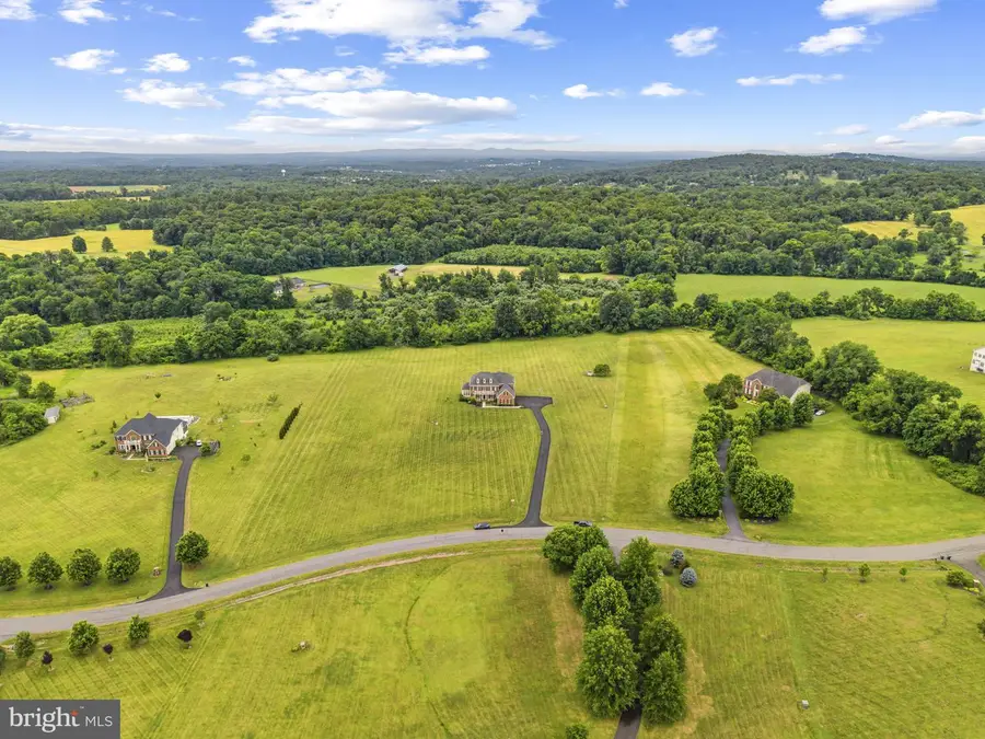 35443 Glencoe Ct, Round Hill, VA 20141 - #3