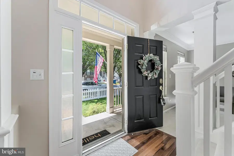 20410 Tilberg St, Ashburn, VA 20147 - #2