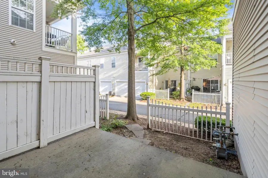 20216 Nightwatch St #20216, Ashburn, VA 20147 - #3