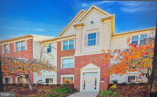 1130 Huntmaster Ter Ne #102, LEESBURG, VA 20176