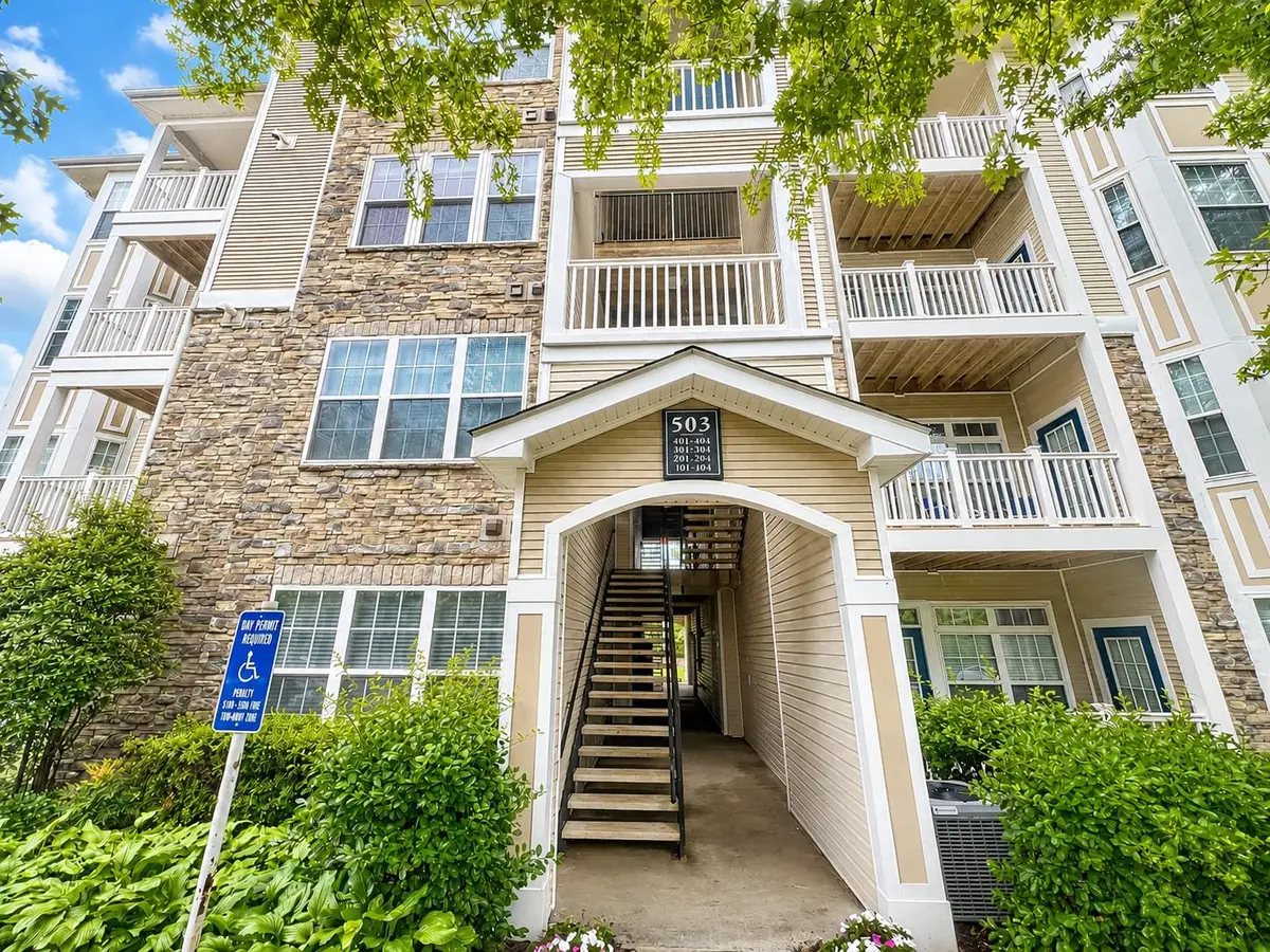 503 Sunset View Ter Se #101, Leesburg, VA 20175 - #1