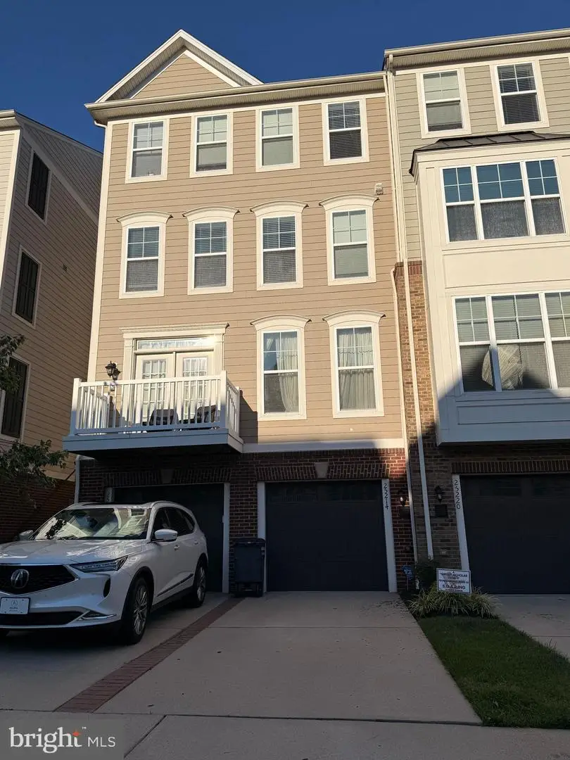 25214 Split Creek Ter, Chantilly, VA 20152 - #2