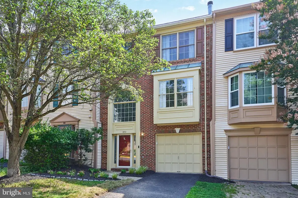890 Tall Oaks Sq Se, Leesburg, VA 20175 - #1