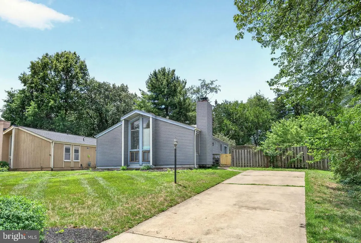 160 Magnolia Rd, Sterling, VA 20164 - #1
