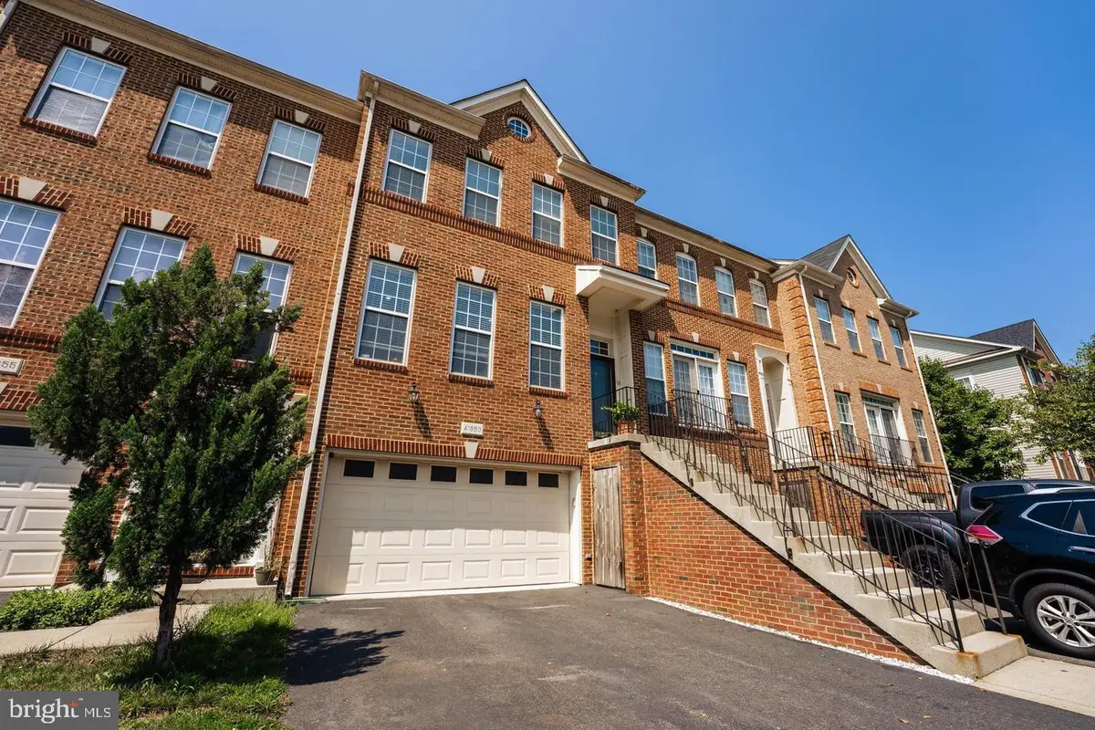 41853 Cinnabar Sq, Aldie, VA 20105 - #1