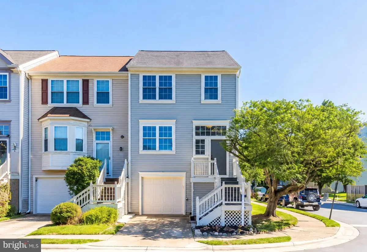 217 Frazer Dr, Purcellville, VA 20132 - #1