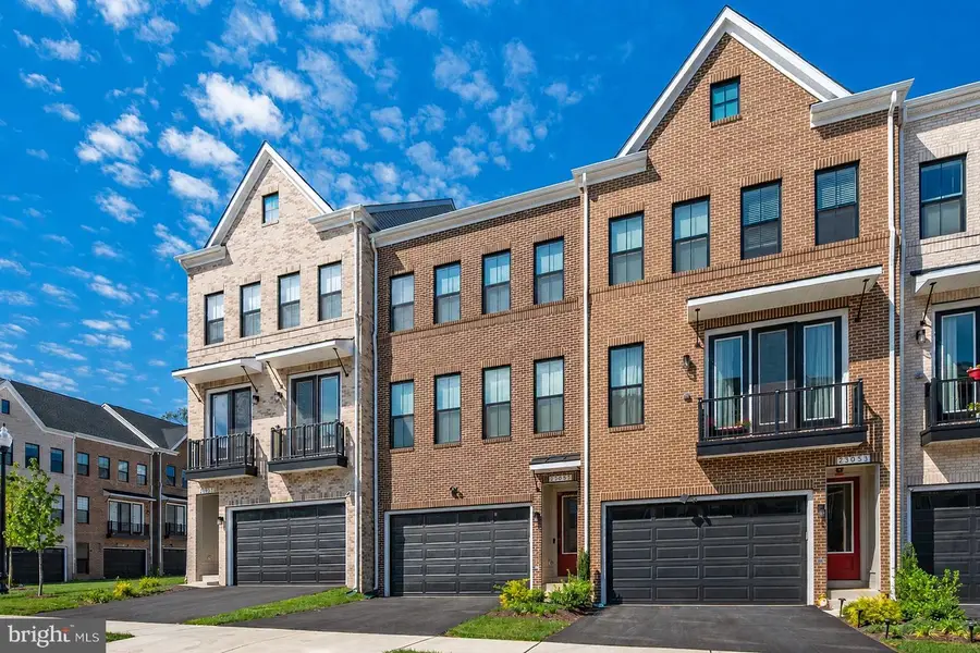 23055 Blue Eagle Ter, Brambleton, VA 20148 - #3