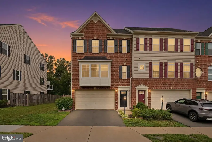 22925 Chinkapin Oak Ter, Sterling, VA 20166 - #2