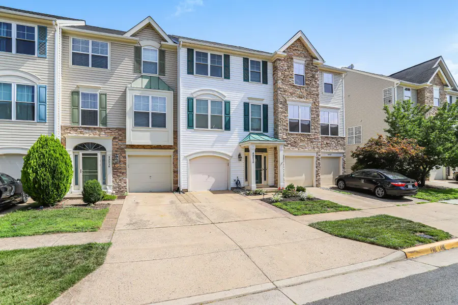 43518 Laidlow St, Chantilly, VA 20152 - #3