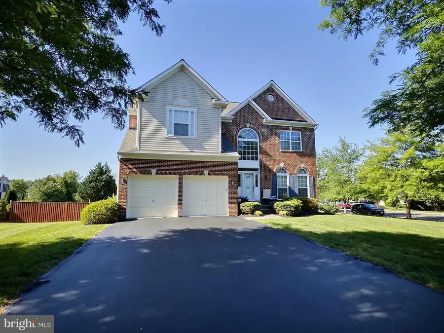 602 Shanks Evans Rd Ne, Leesburg, VA 20176 - #2