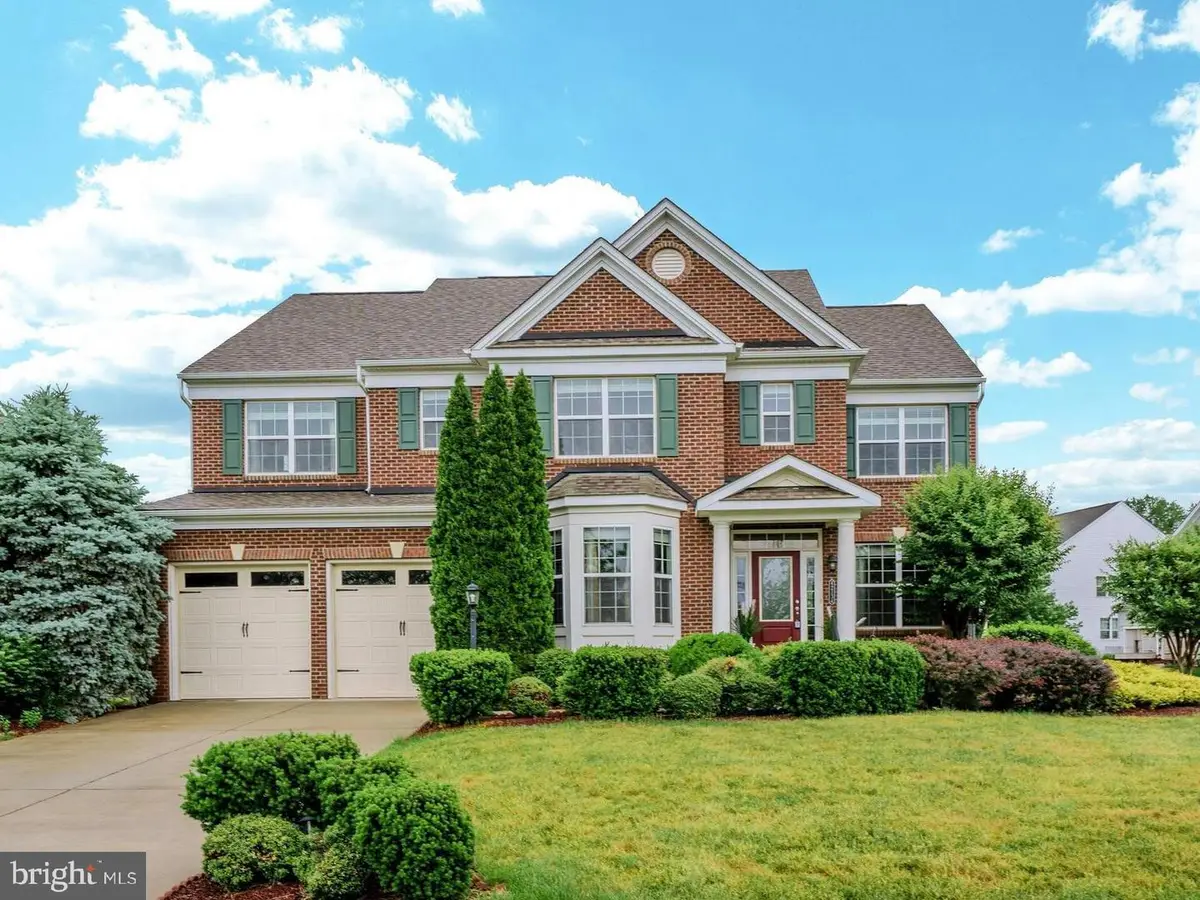 42134 Autumn Rain Cir, Brambleton, VA 20148 - #1