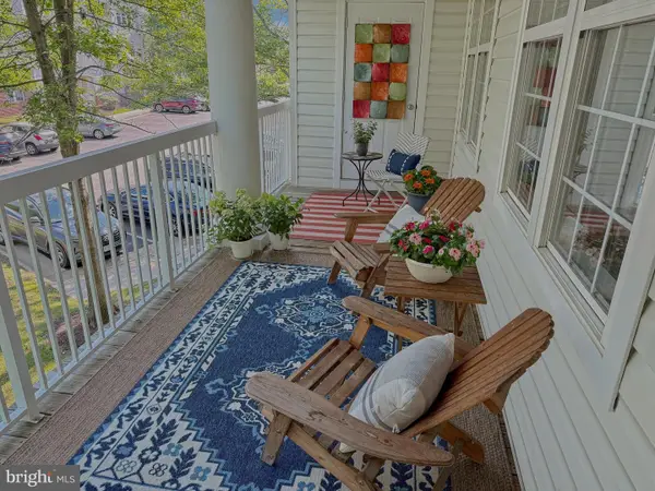 22710 Blue Elder Ter #203, BRAMBLETON, VA 20148