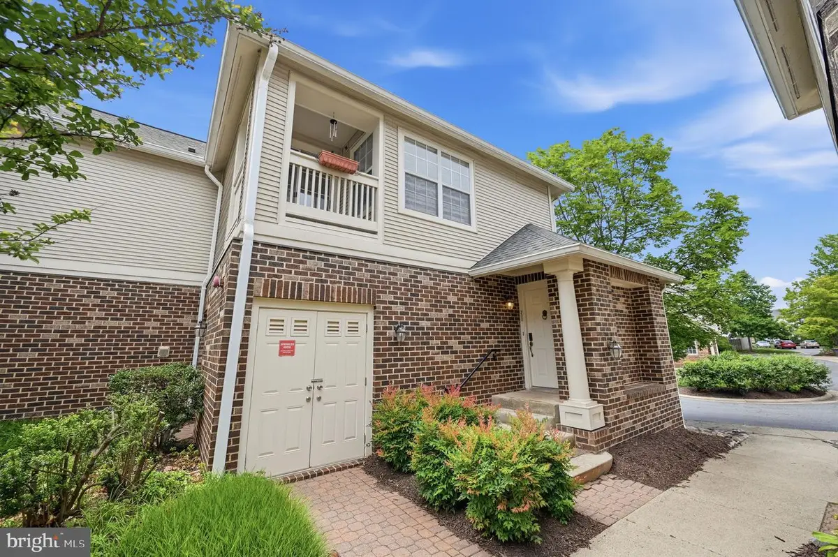 45071 Brae Ter #202, Ashburn, VA 20147 - #1