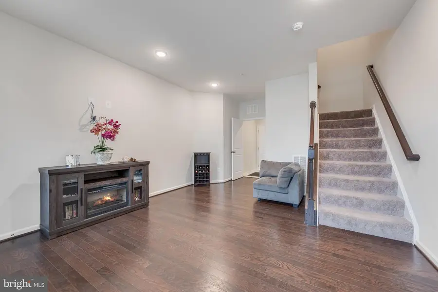 24592 Rosebay Ter, Aldie, VA 20105 - #2