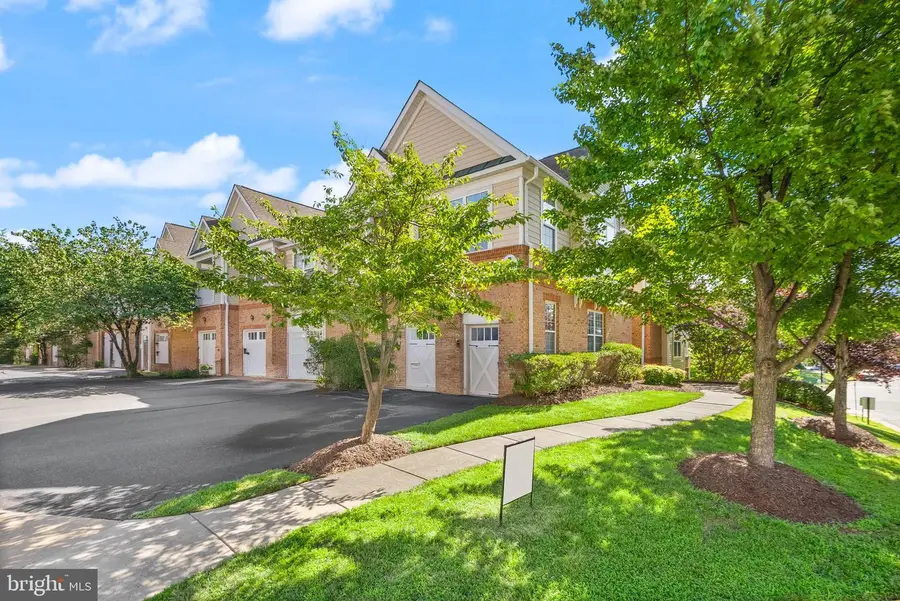 43920 Hickory Corner Ter #114, Ashburn, VA 20147 - #3
