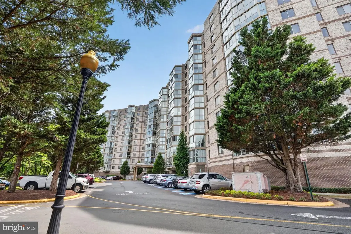19385 Cypress Ridge Ter #903, Leesburg, VA 20176 - #1