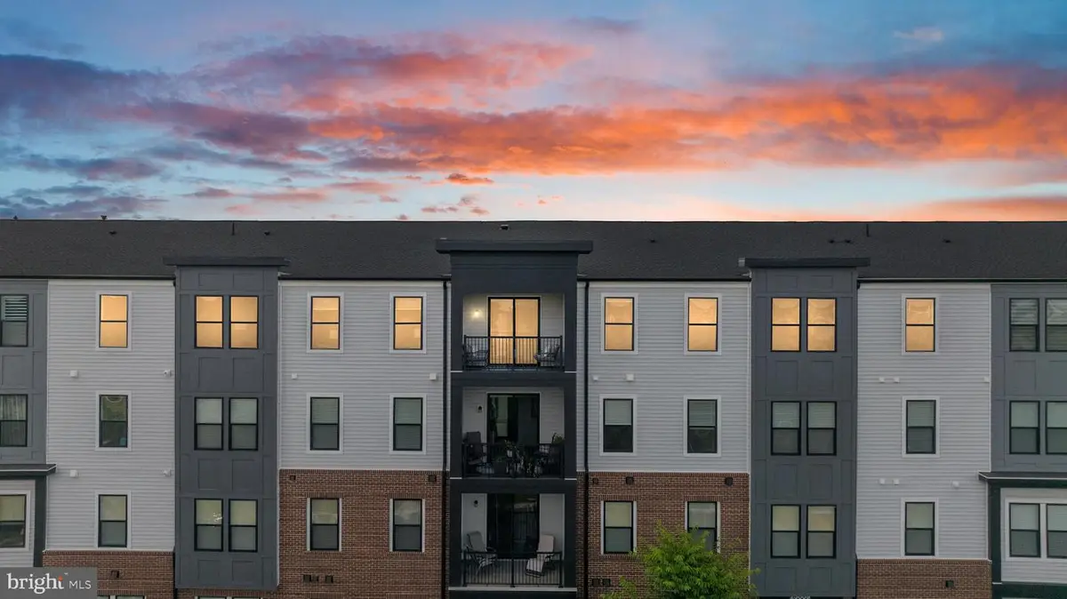 23669 Golden Embers Sq #403, Ashburn, VA 20148 - #1