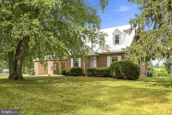 17751 Harmony Church Rd, HAMILTON, VA 20158