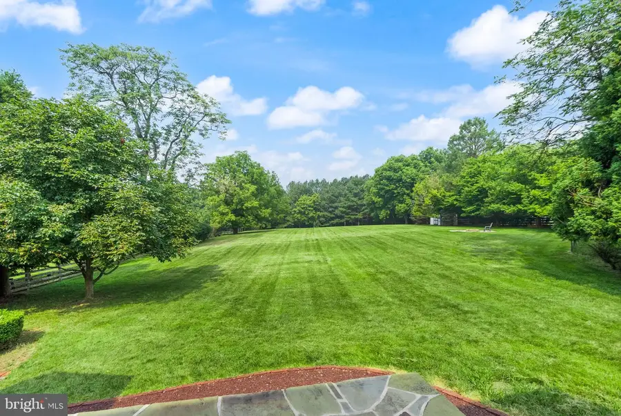 11489 Potomac Heights Ln, Lovettsville, VA 20180 - #3