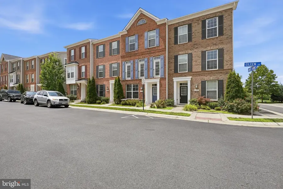 22883 Eileen Sq, Sterling, VA 20166 - #2