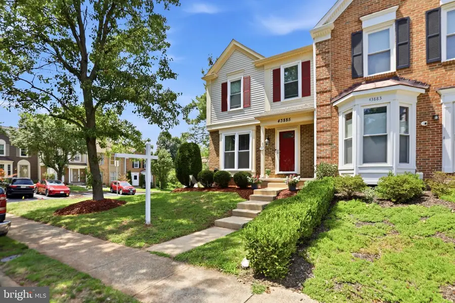 43885 Laburnum Sq, Ashburn, VA 20147 - #2