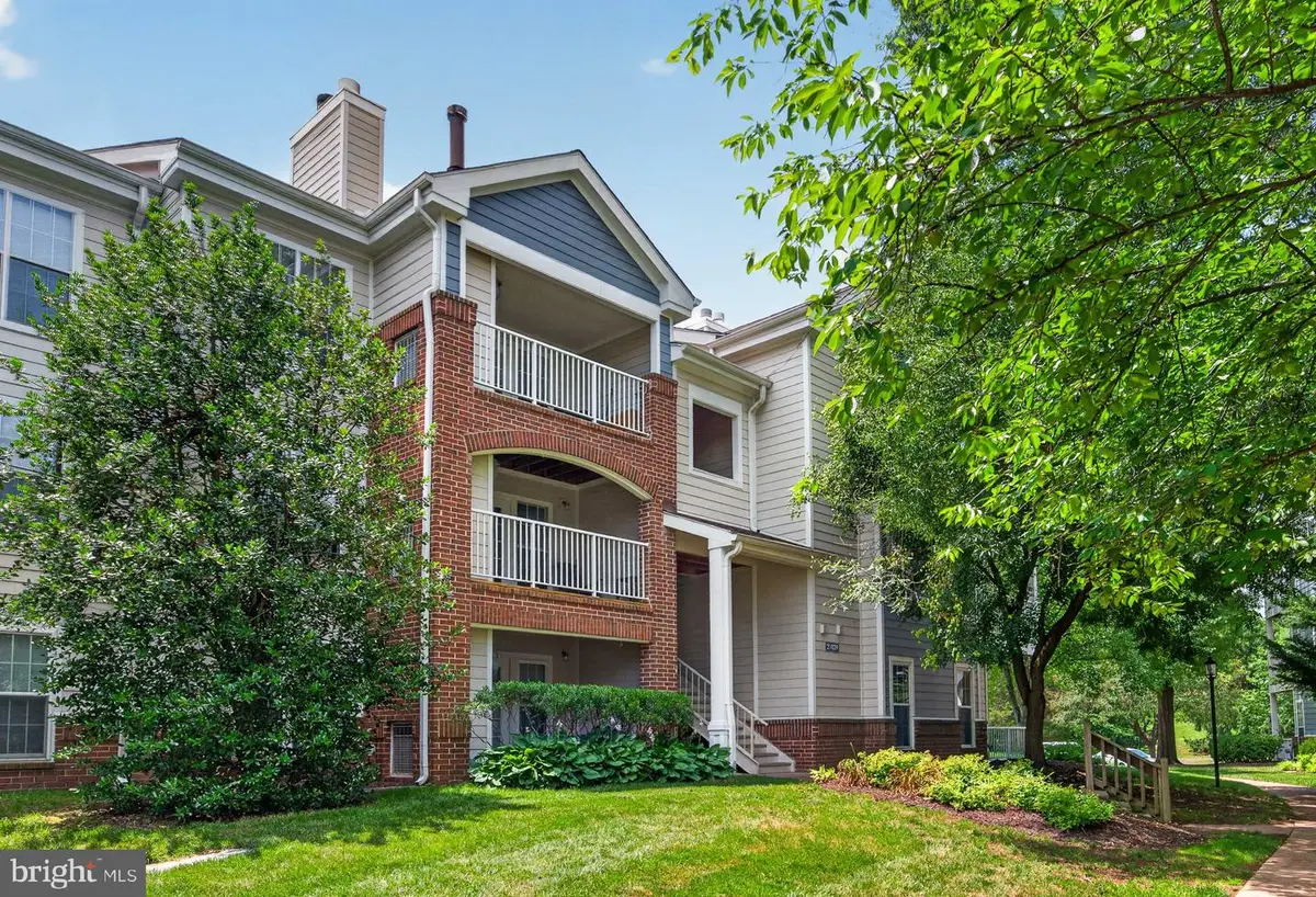 21029 Timber Ridge Ter #302, Ashburn, VA 20147 - #1