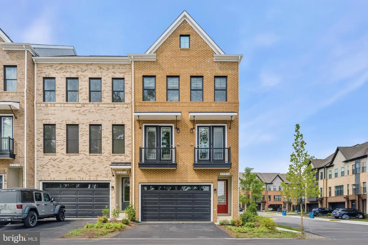 23015 Blue Eagle Ter, Brambleton, VA 20148 - #1