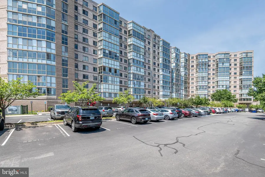 19355 Cypress Ridge Ter #708, Leesburg, VA 20176 - #2