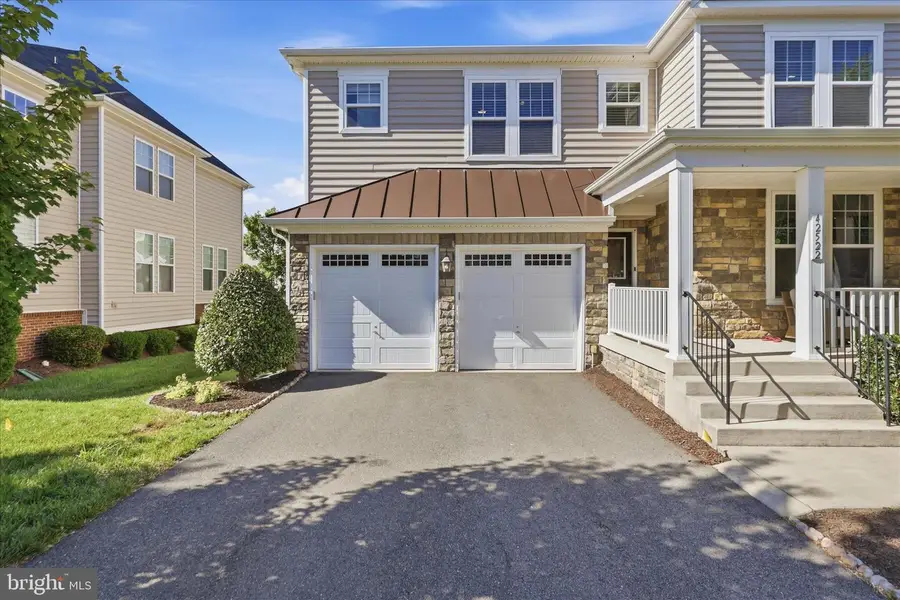 42522 Stratford Landing Dr, Brambleton, VA 20148 - #3