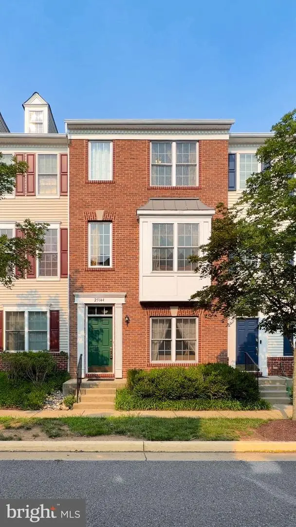 25144 Shultz Ter, Chantilly, VA 20152 - #1