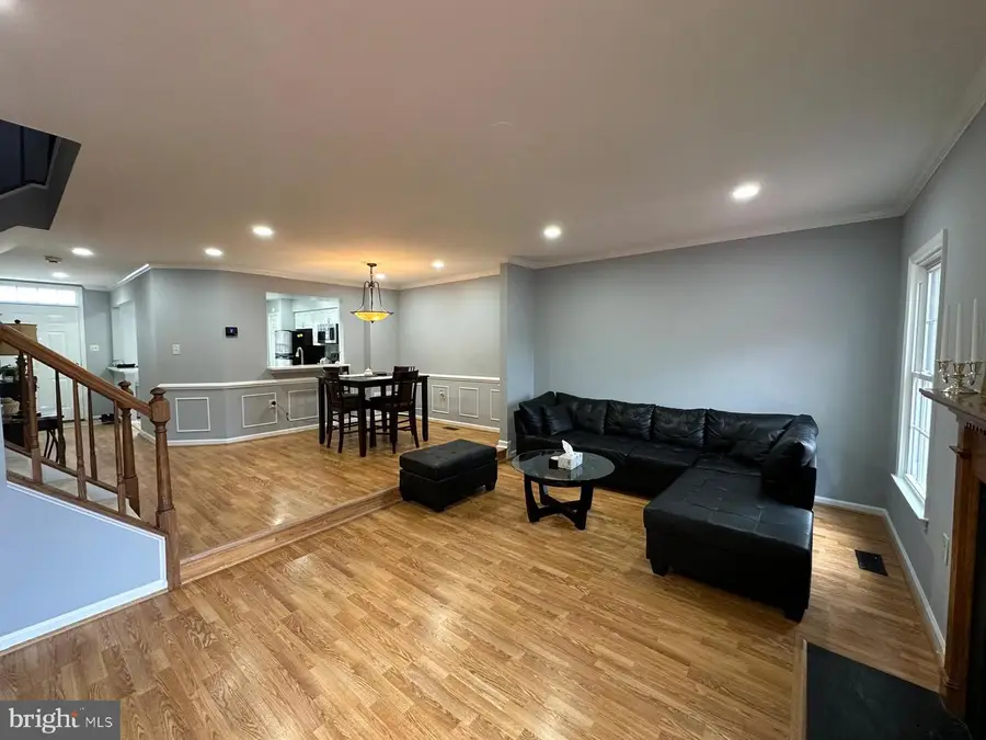 21140 Winding Brook Sq, Ashburn, VA 20147 - #3