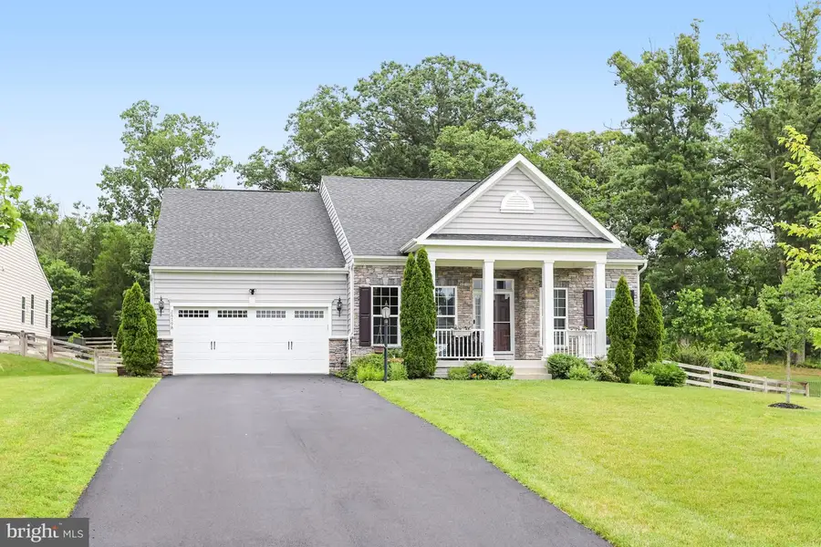 26798 Barnsley Pl, Chantilly, VA 20152 - #2