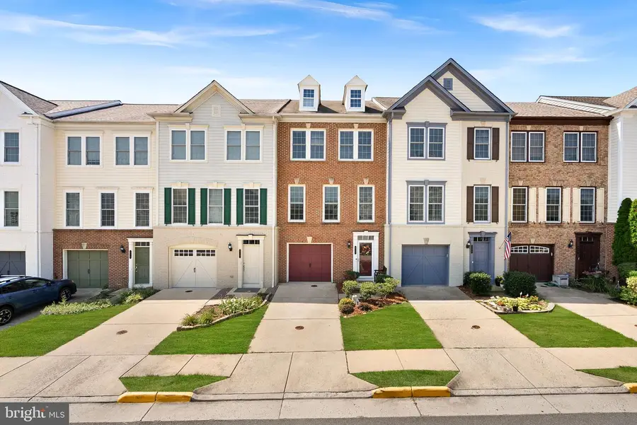 211 Great Laurel Sq Se, Leesburg, VA 20175 - #2