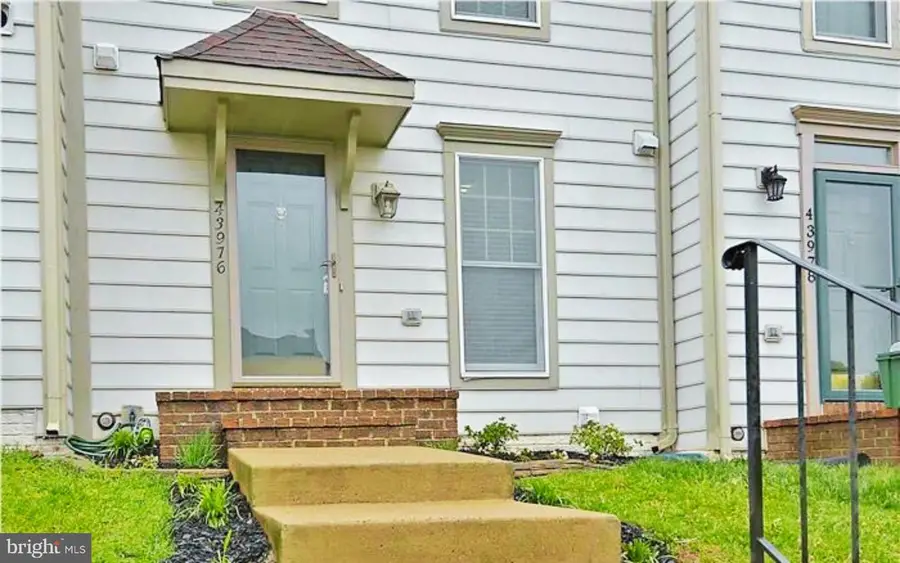 43976 Kitts Hill Ter, Ashburn, VA 20147 - #2