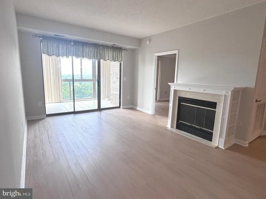 19365 Cypress Ridge Ter #1105, Leesburg, VA 20176 - #2