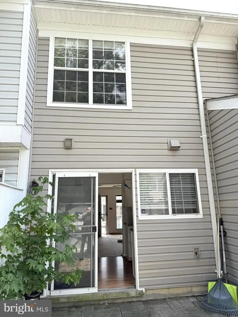 83 Sudbury Sq, Sterling, VA 20164 - #2