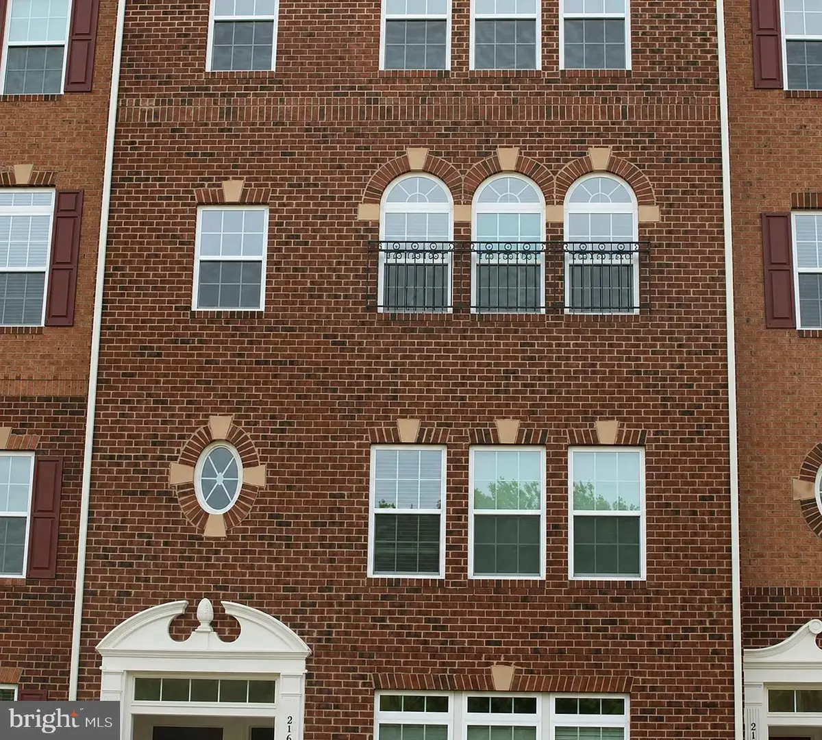 21689 Charity Ter, Ashburn, VA 20147 - #1
