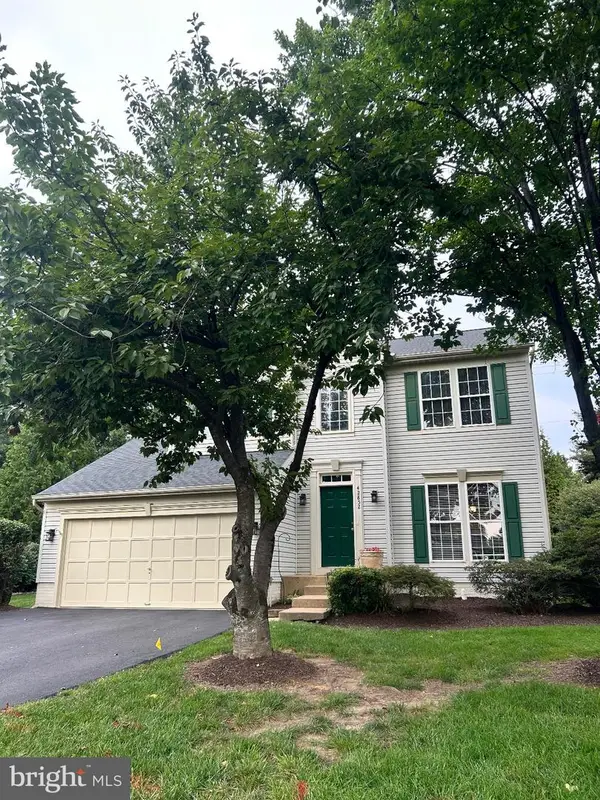 42852 Genuine Reward Ct, ASHBURN, VA 20147