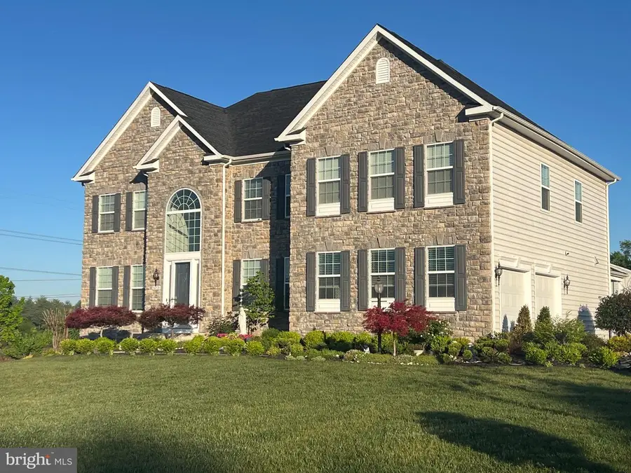 26859 Crusher Dr, Chantilly, VA 20152 - #2