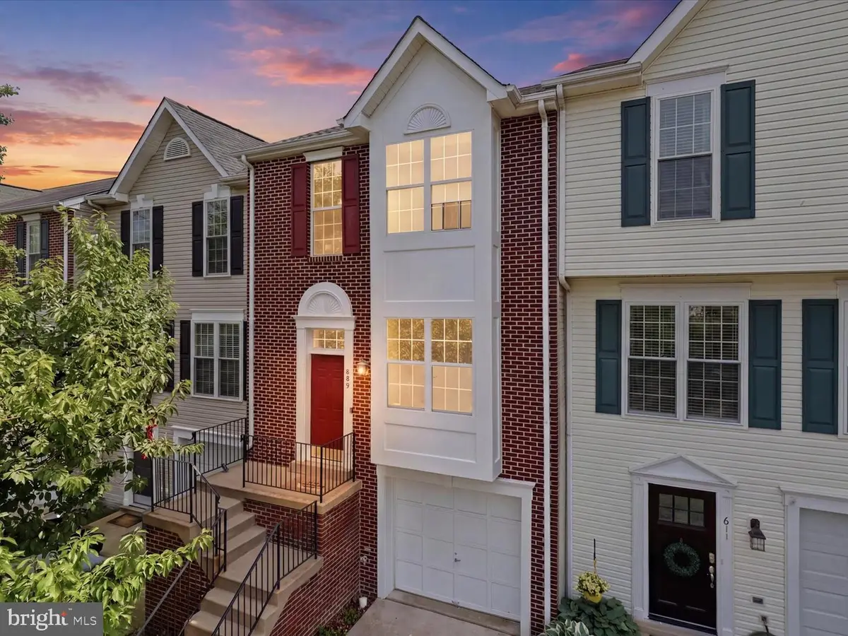 609 Tammy Ter Se, Leesburg, VA 20175 - #1