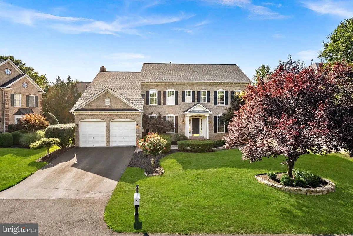 18229 Glen Abbey Ct, Leesburg, VA 20176 - #1
